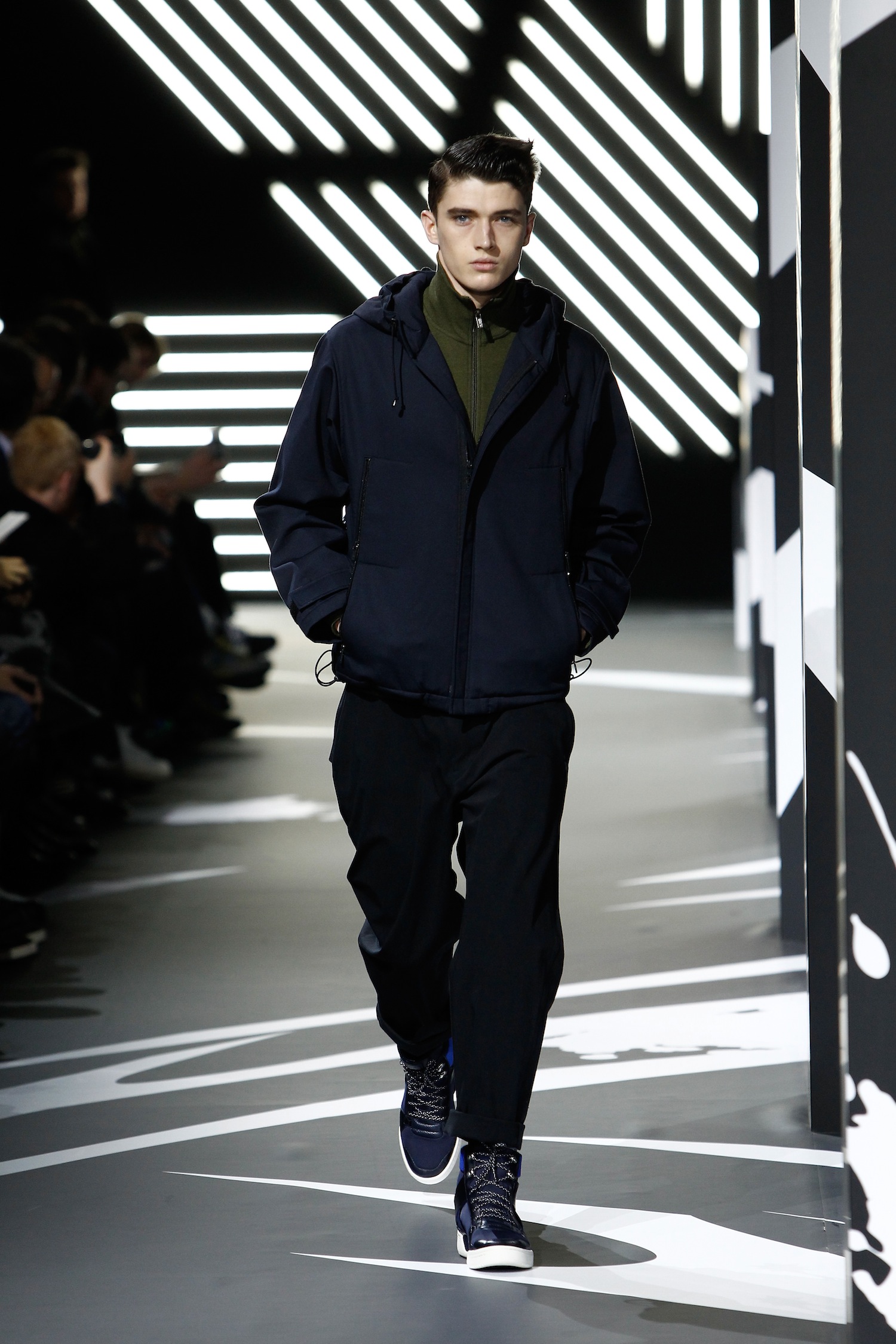 Look 2