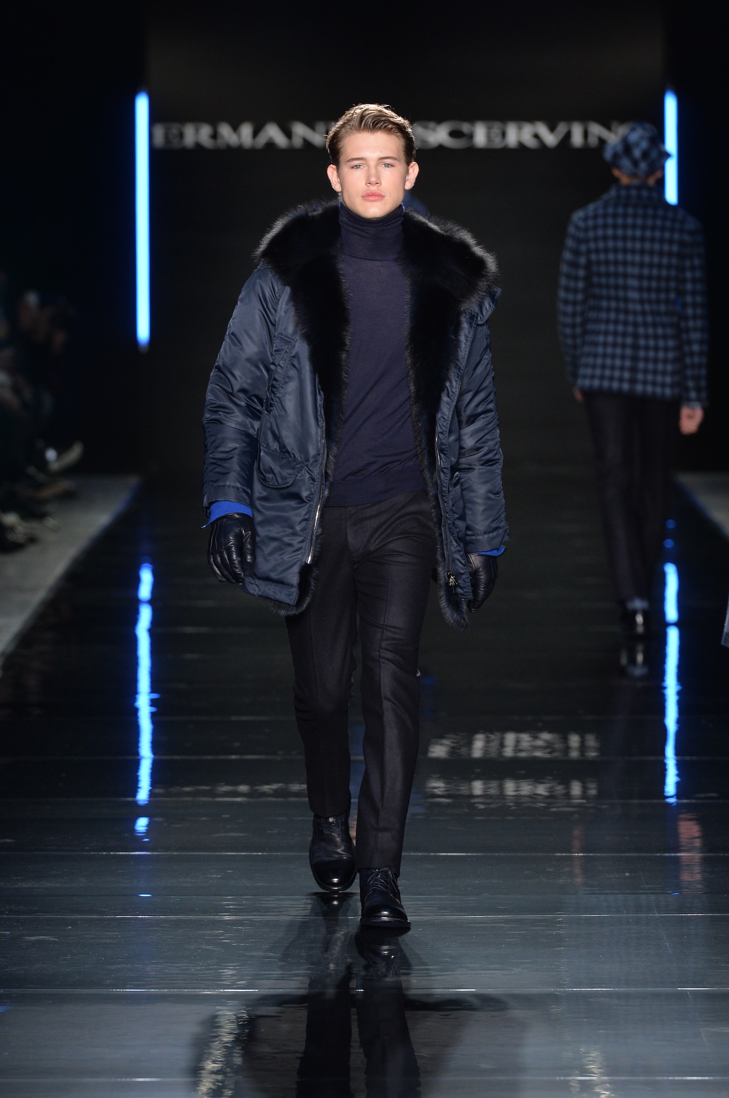 Look 7