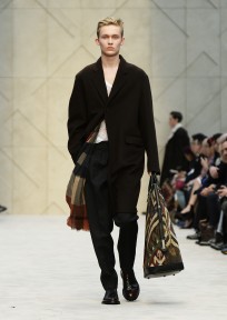 Look 10