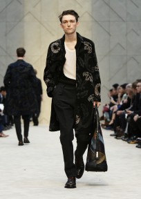 Look 30