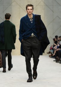 Look 32