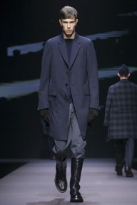 Look 4