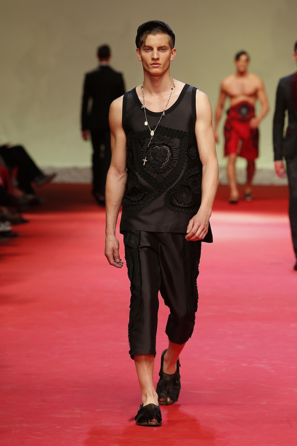 Look 12