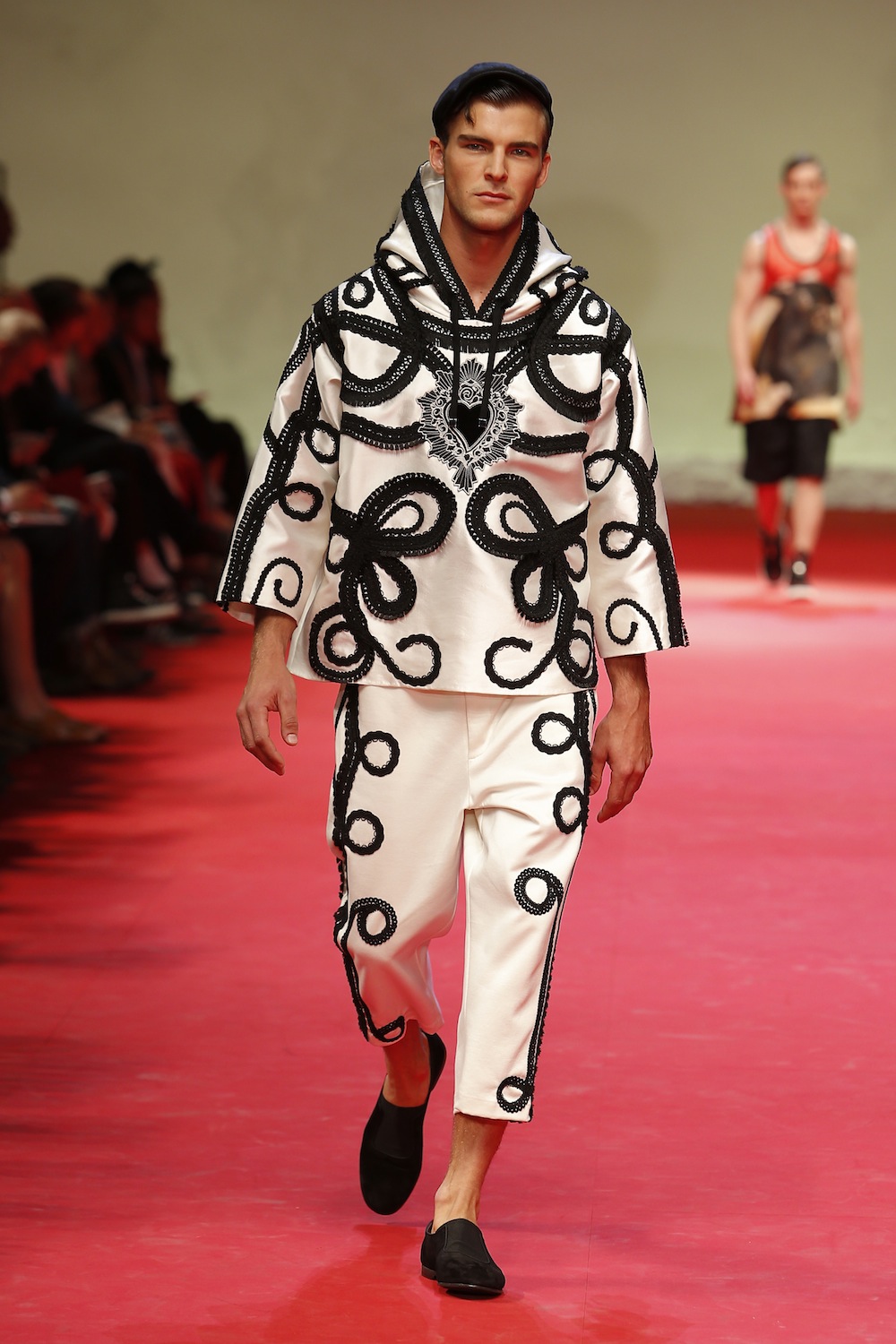 Look 24