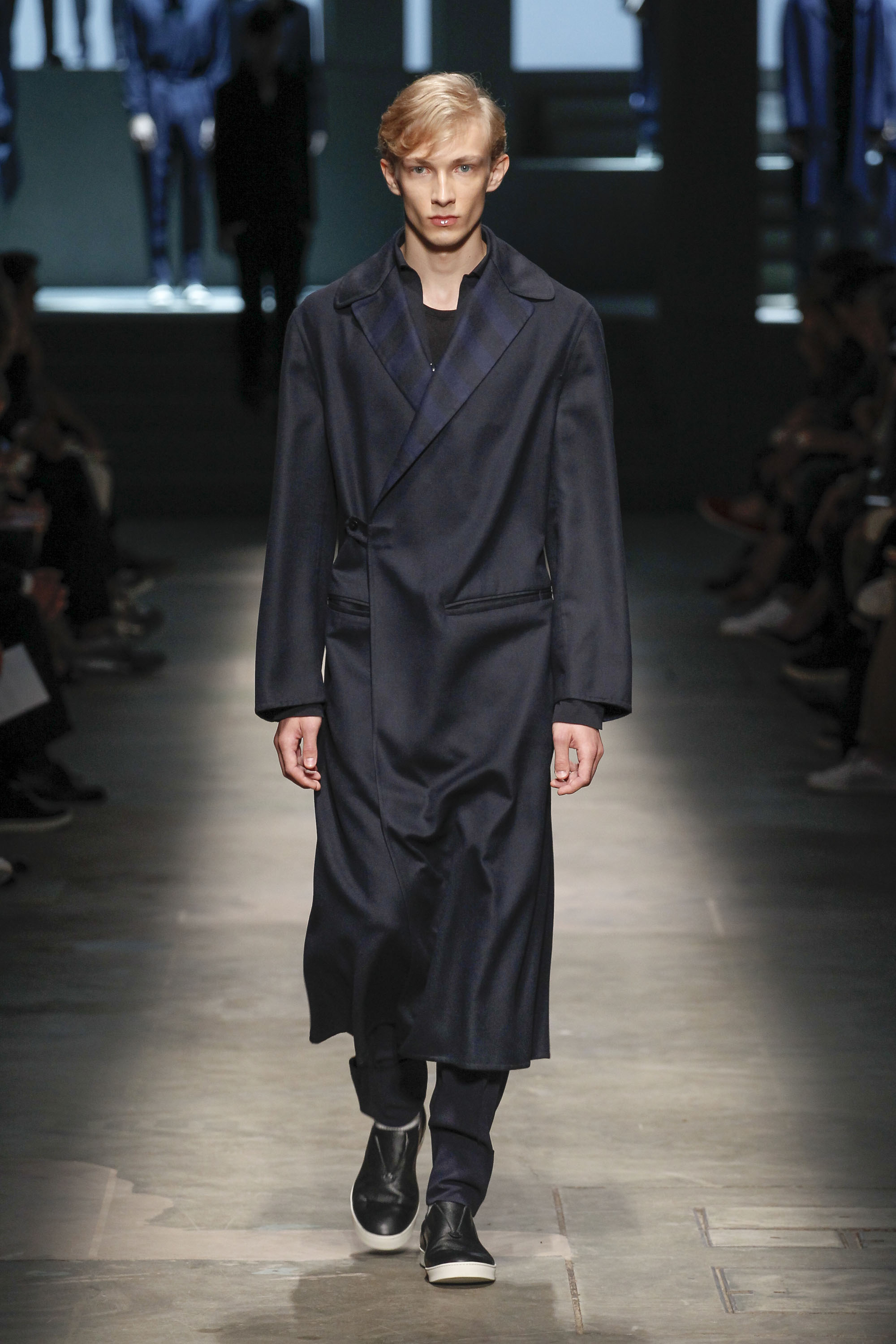 Look 1