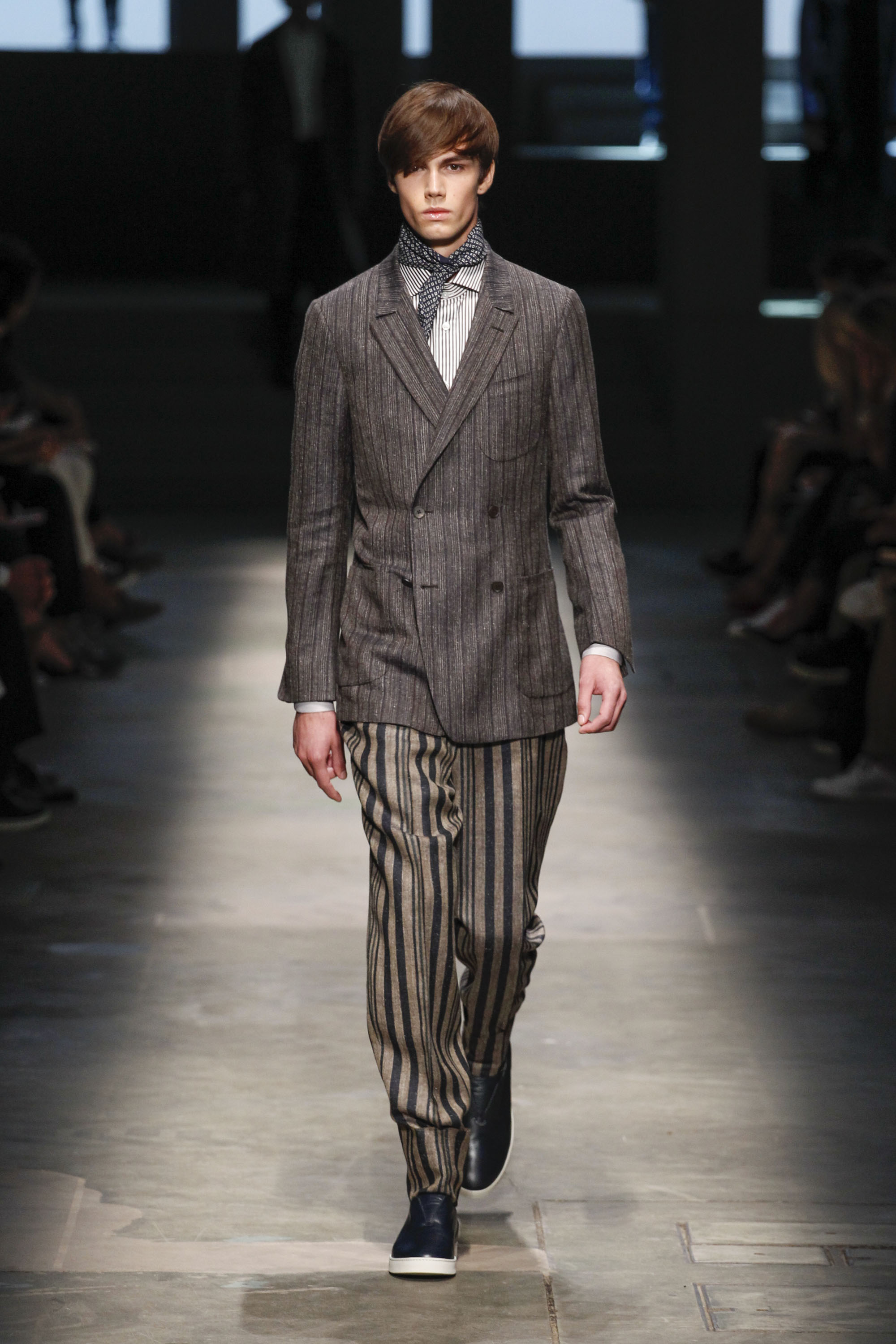 Look 14