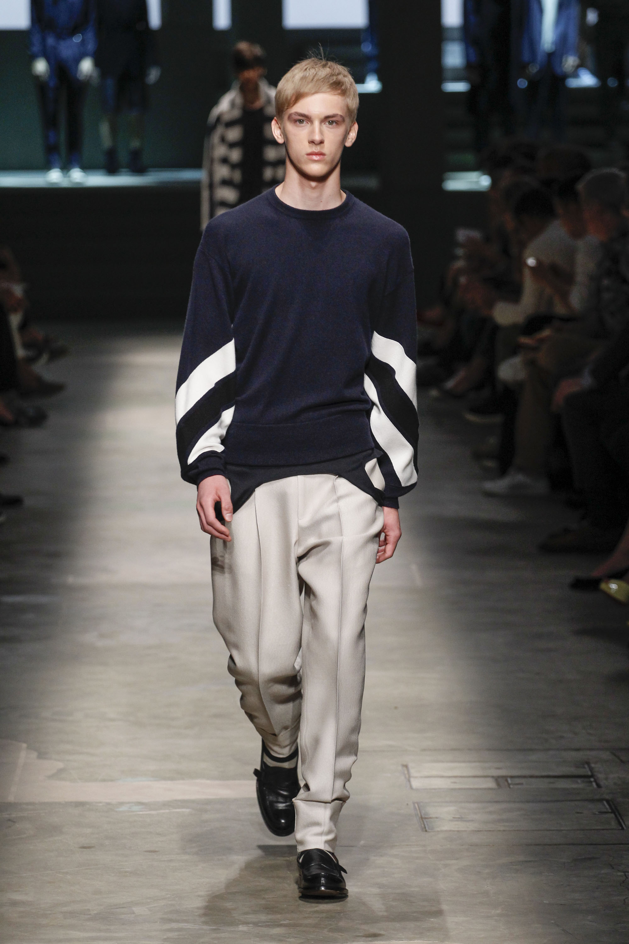 Look 23