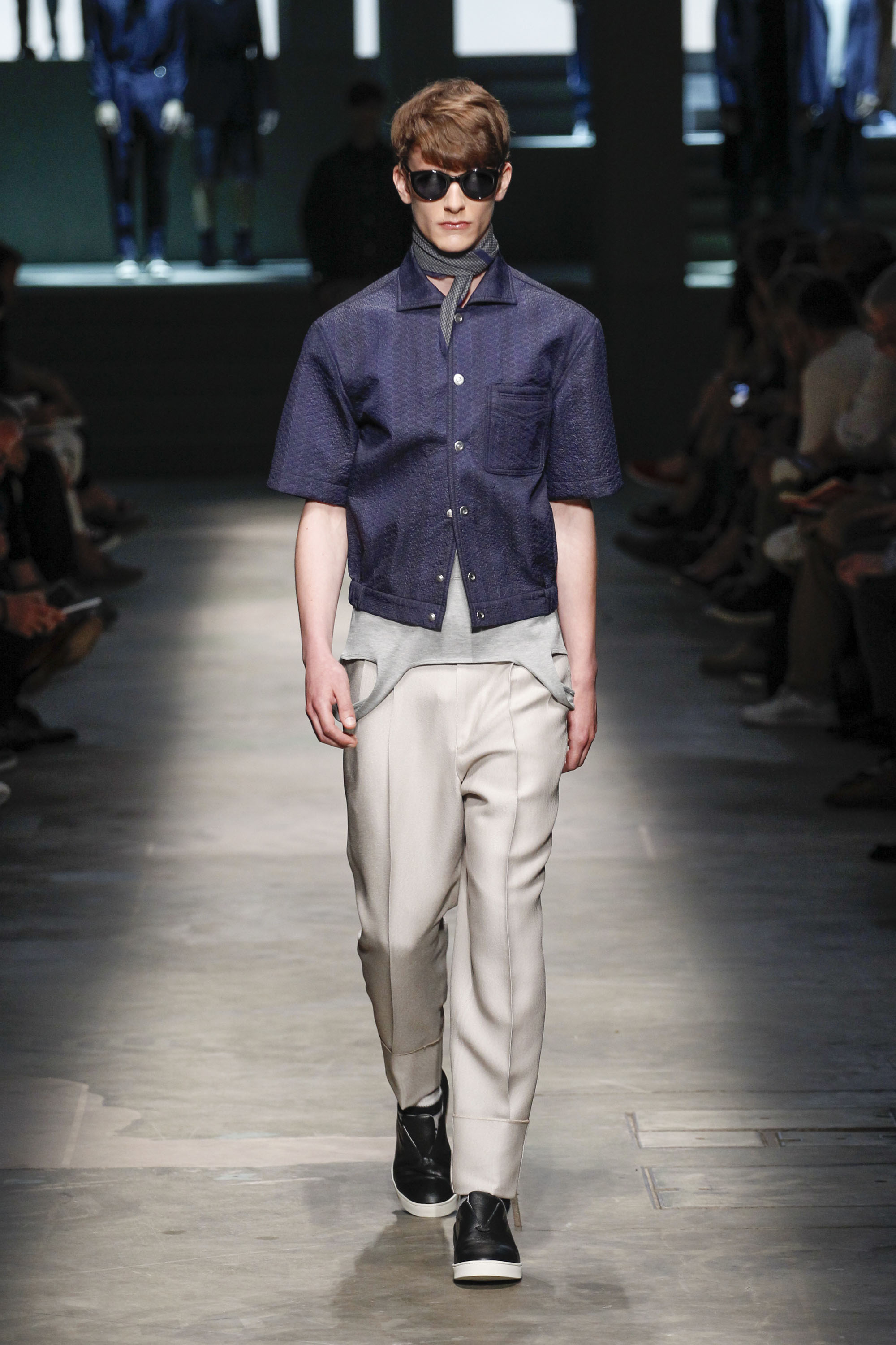 Look 33