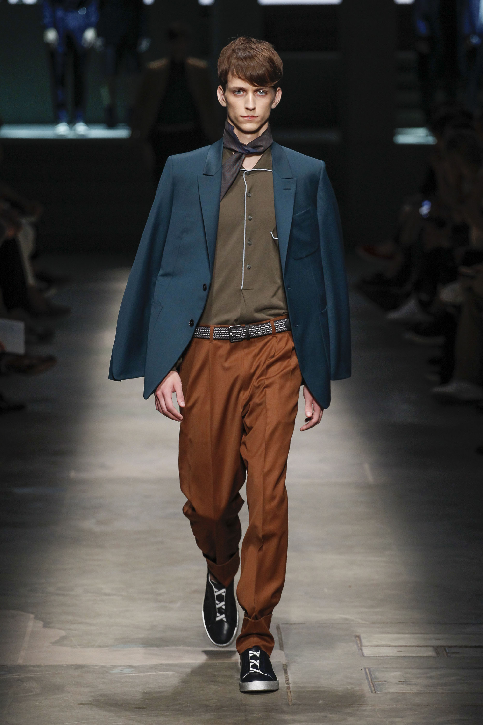Look 39