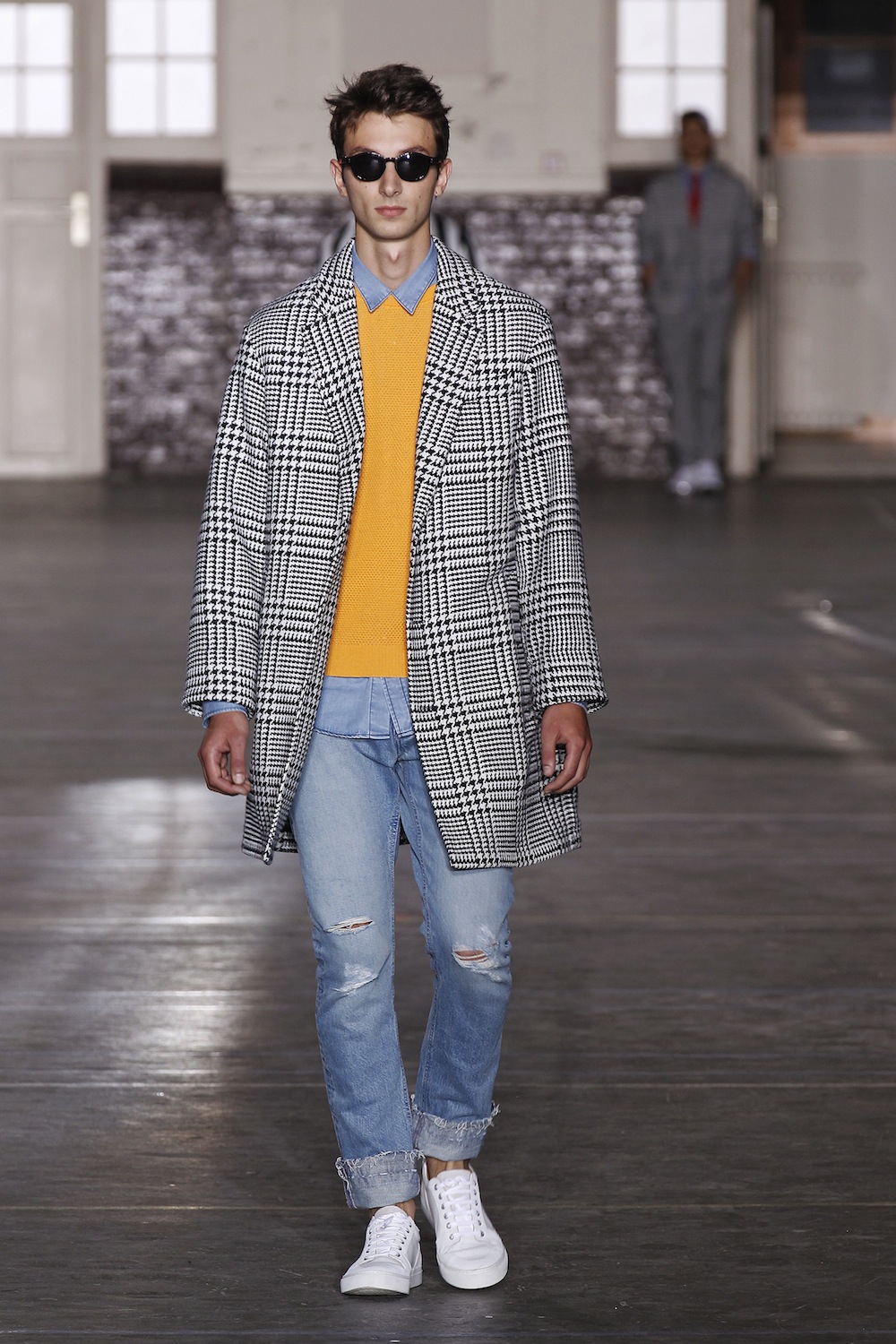 Look 17