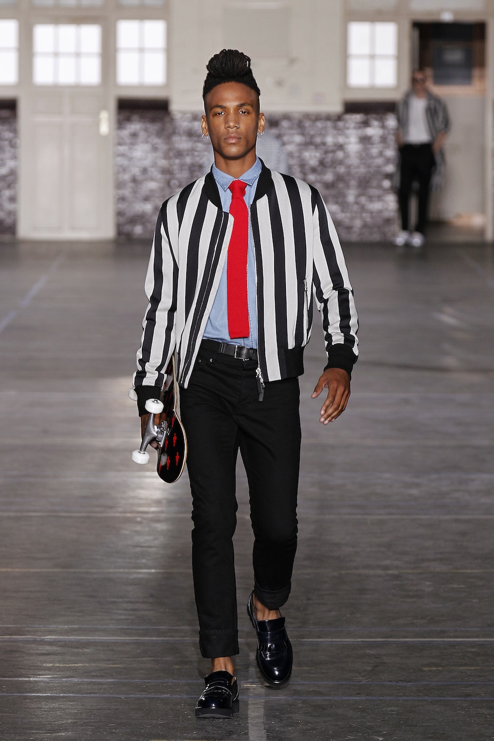 Look 18