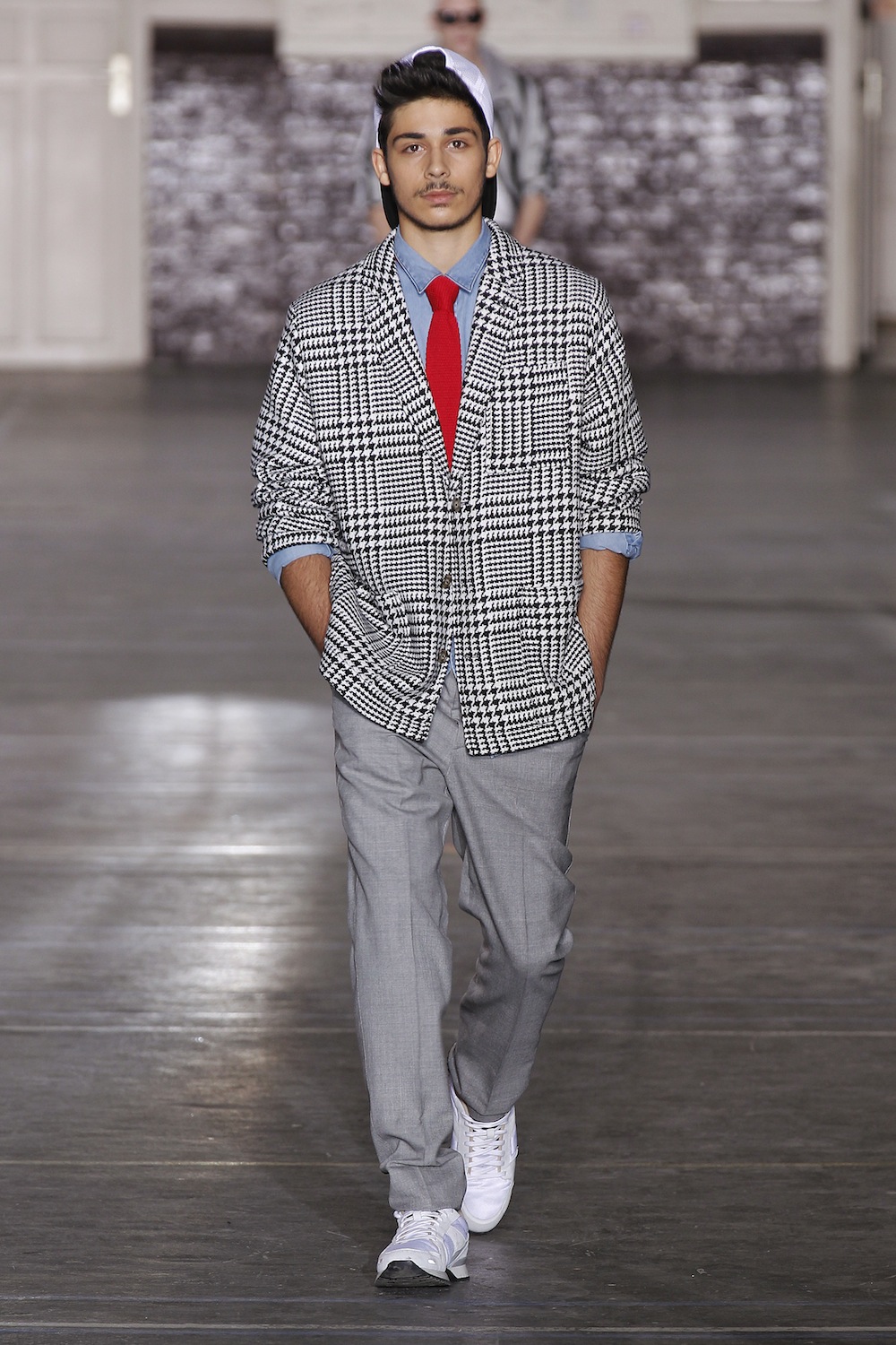 Look 19