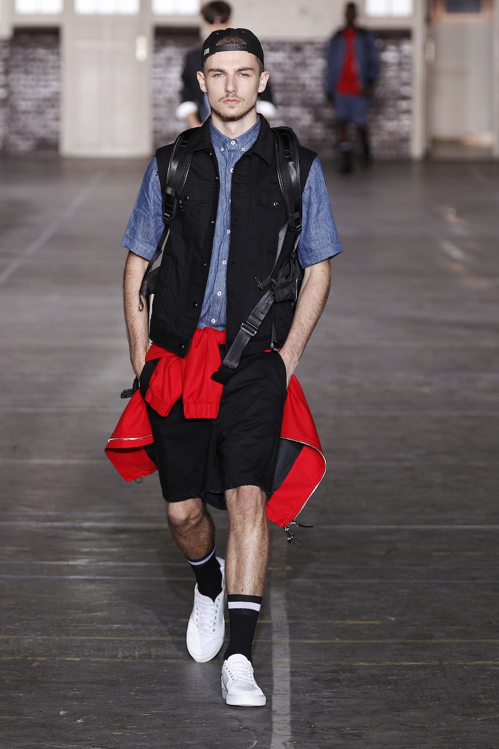 Look 28