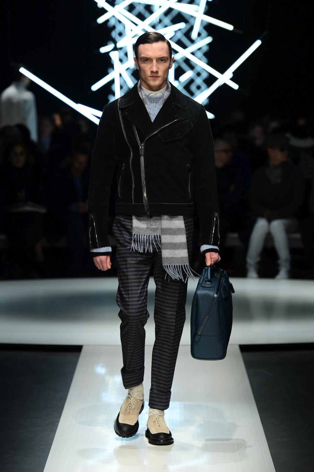 Look 32