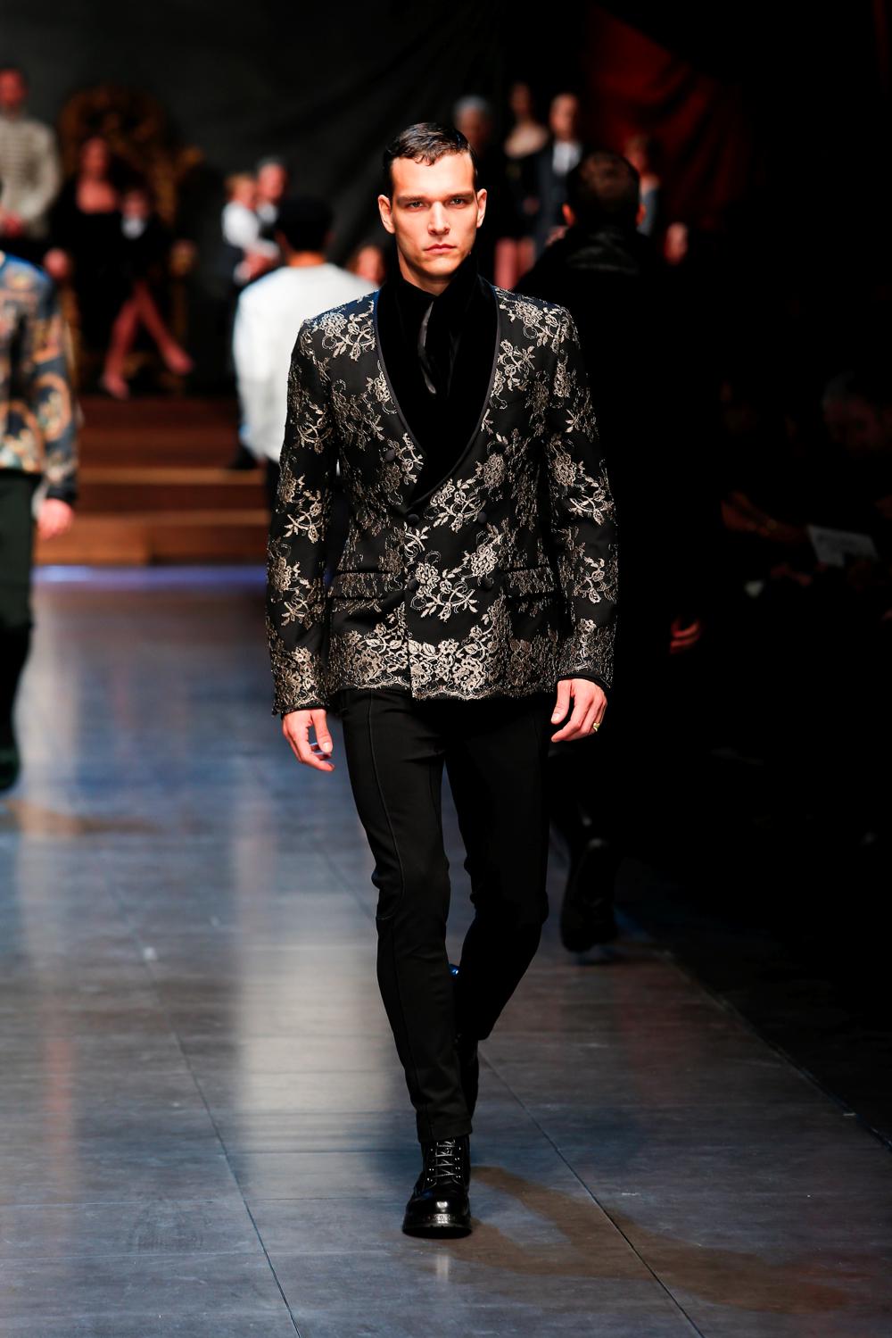 Look 63