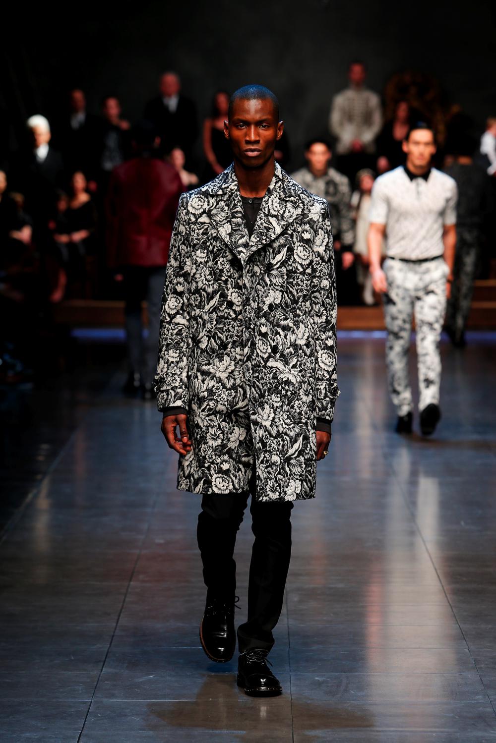 Look 46
