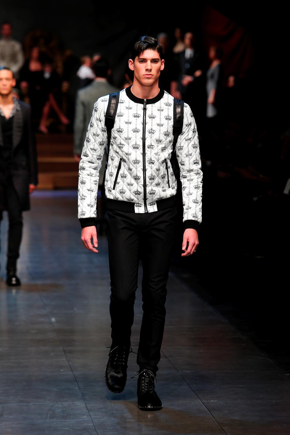 Look 27