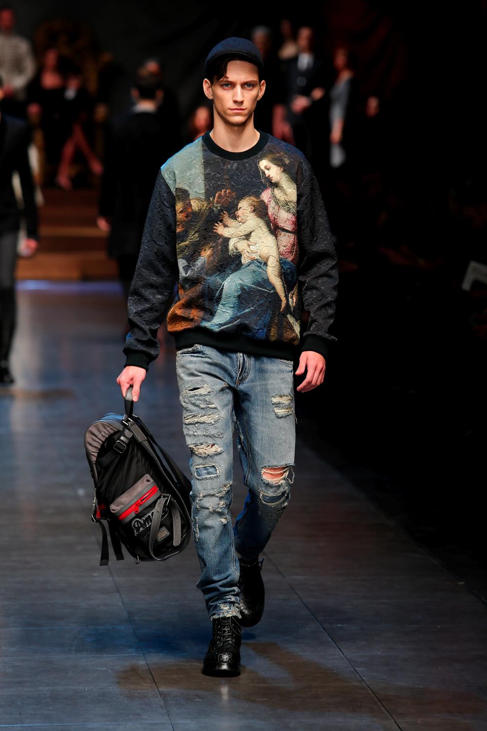 Look 15