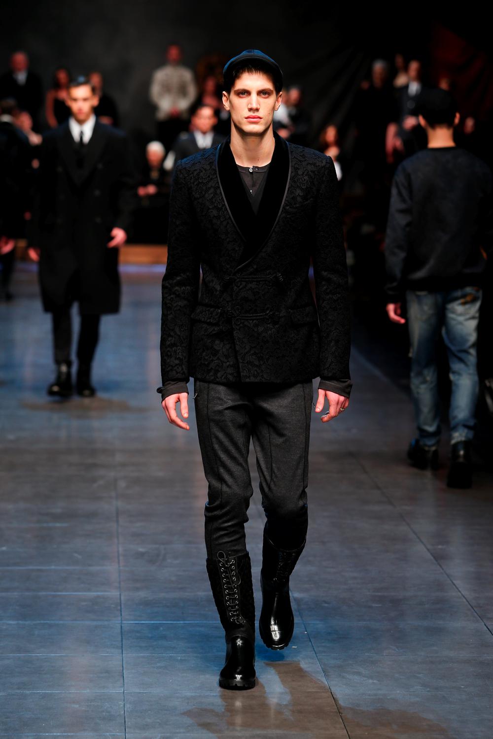 Look 14