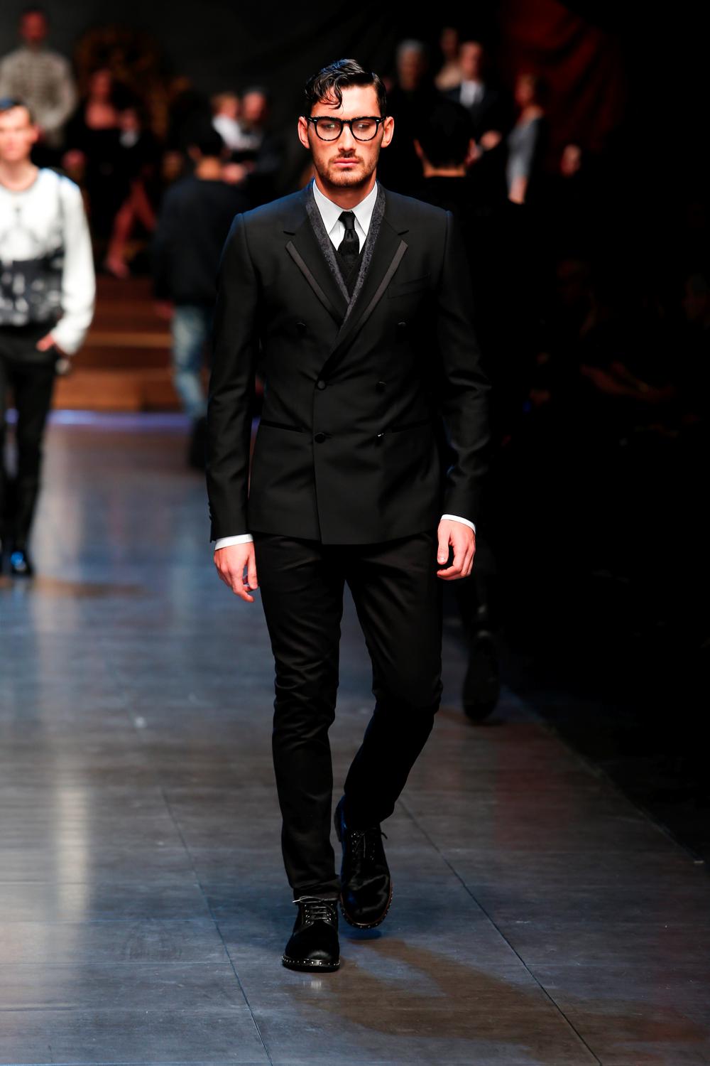 Look 12