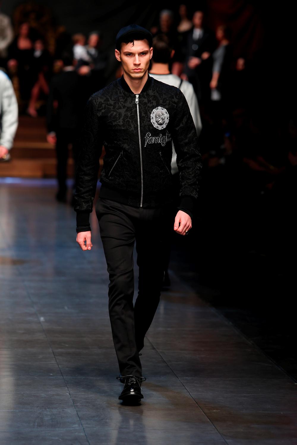 Look 3
