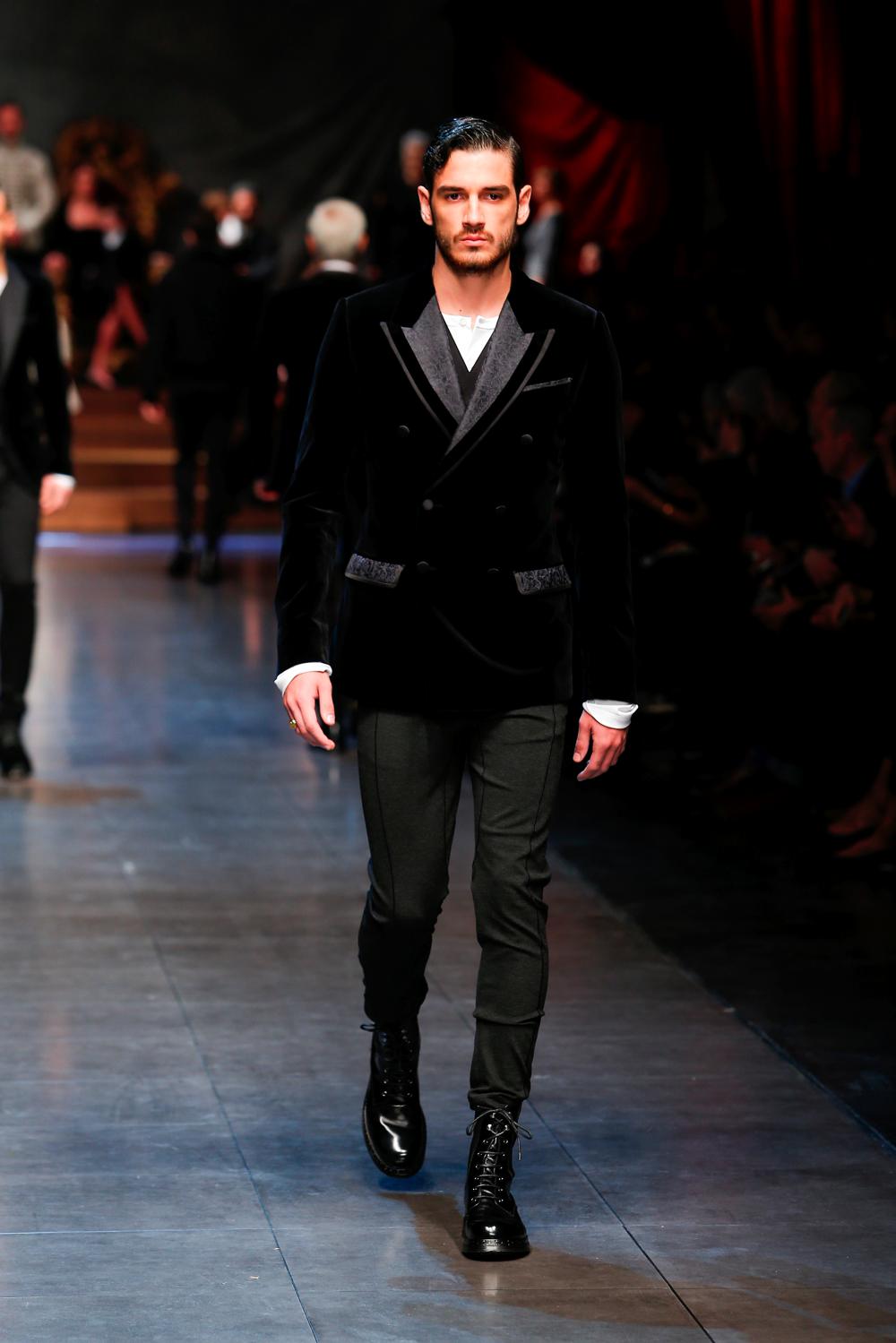 Look 9