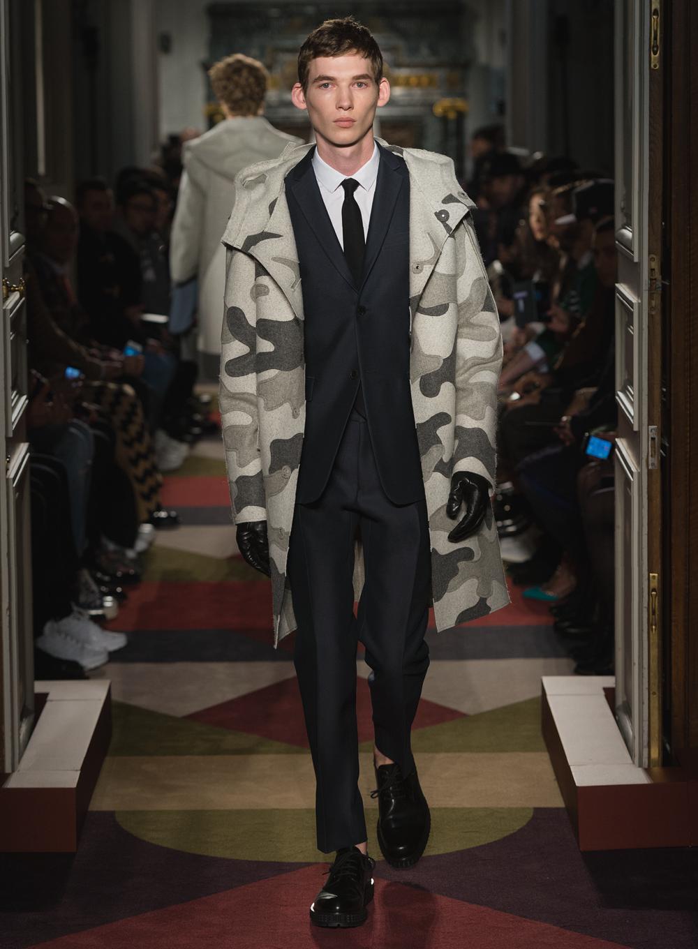 Look 3