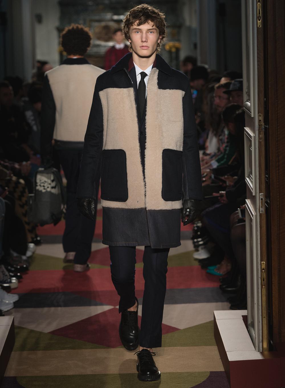 Look 32