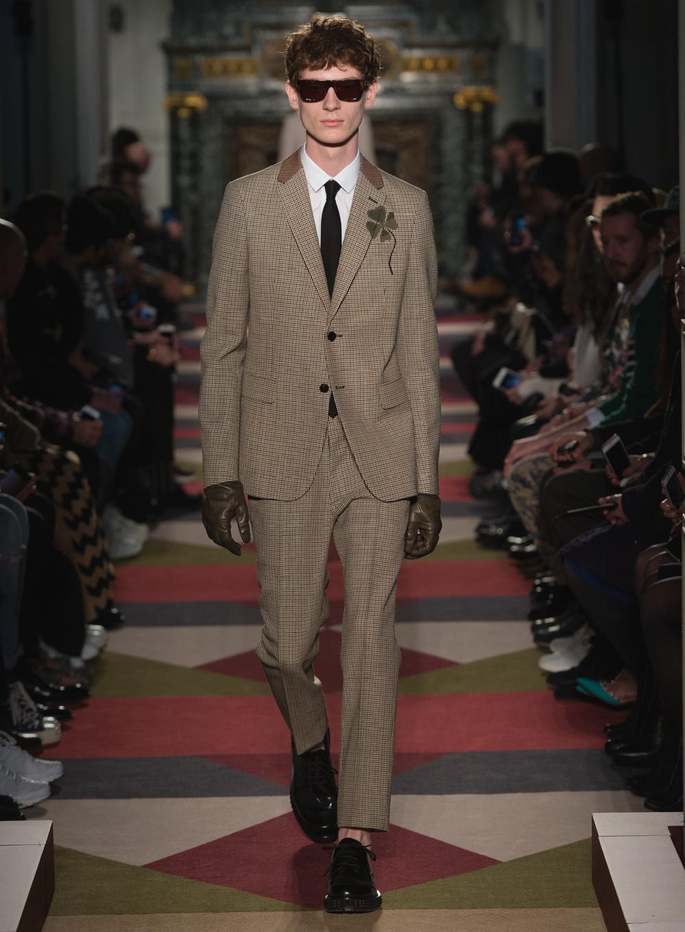 Look 40