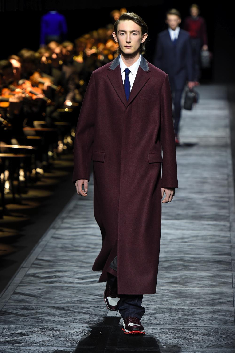 Look 19