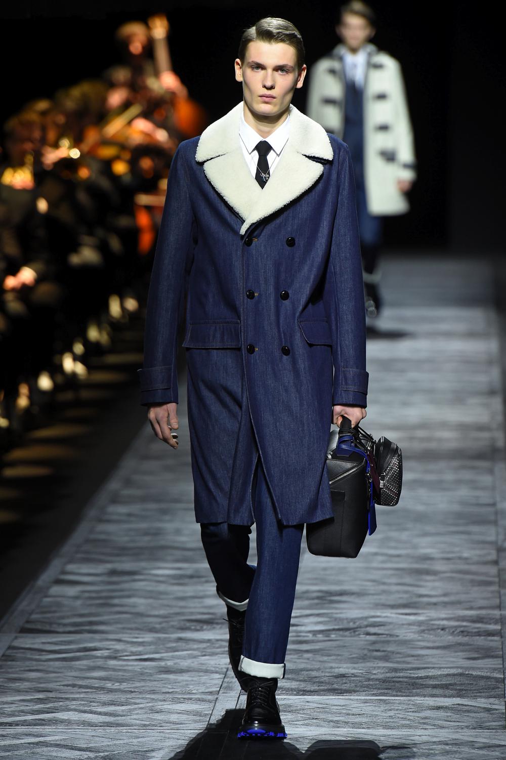 Look 24