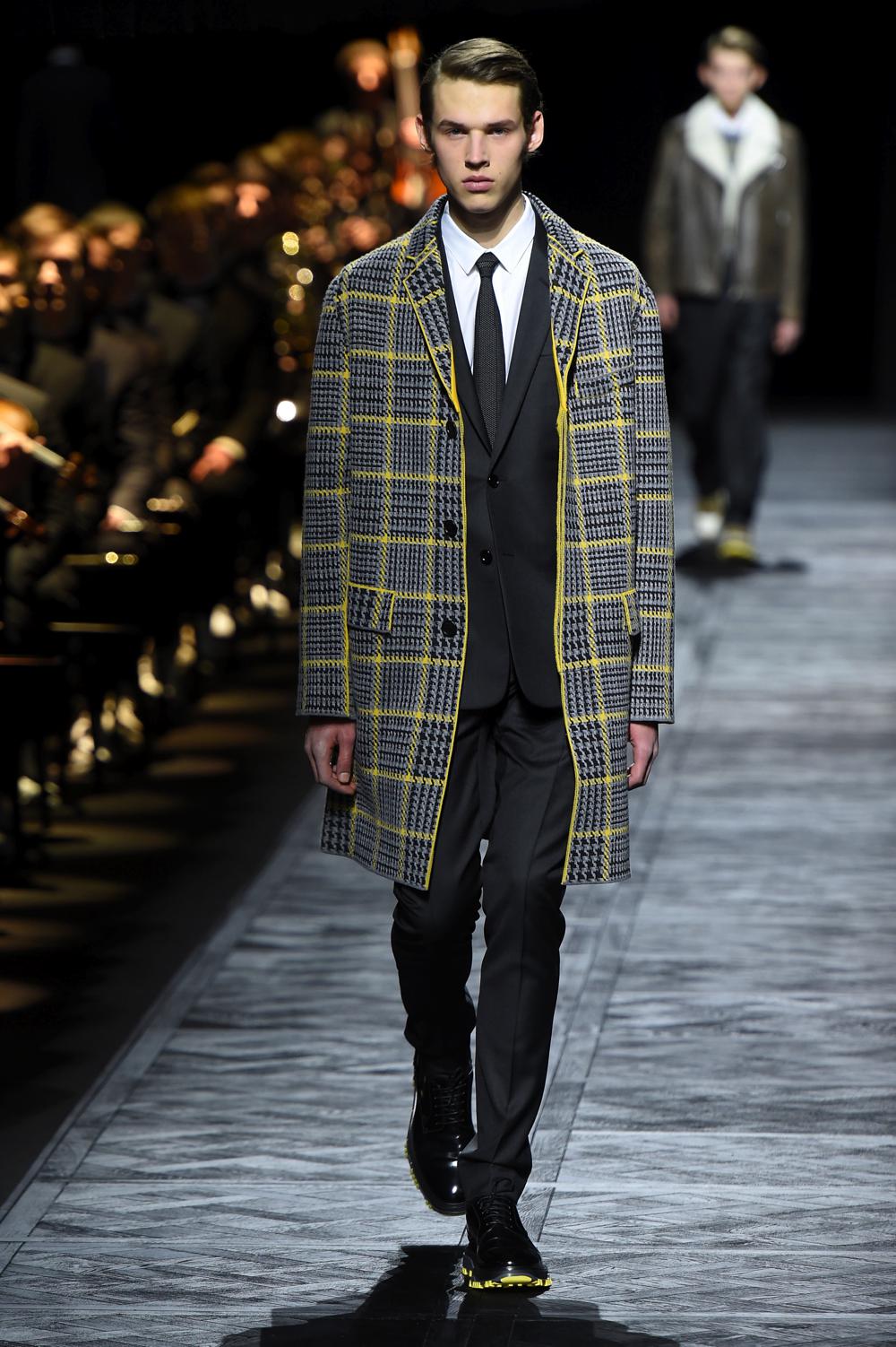Look 34