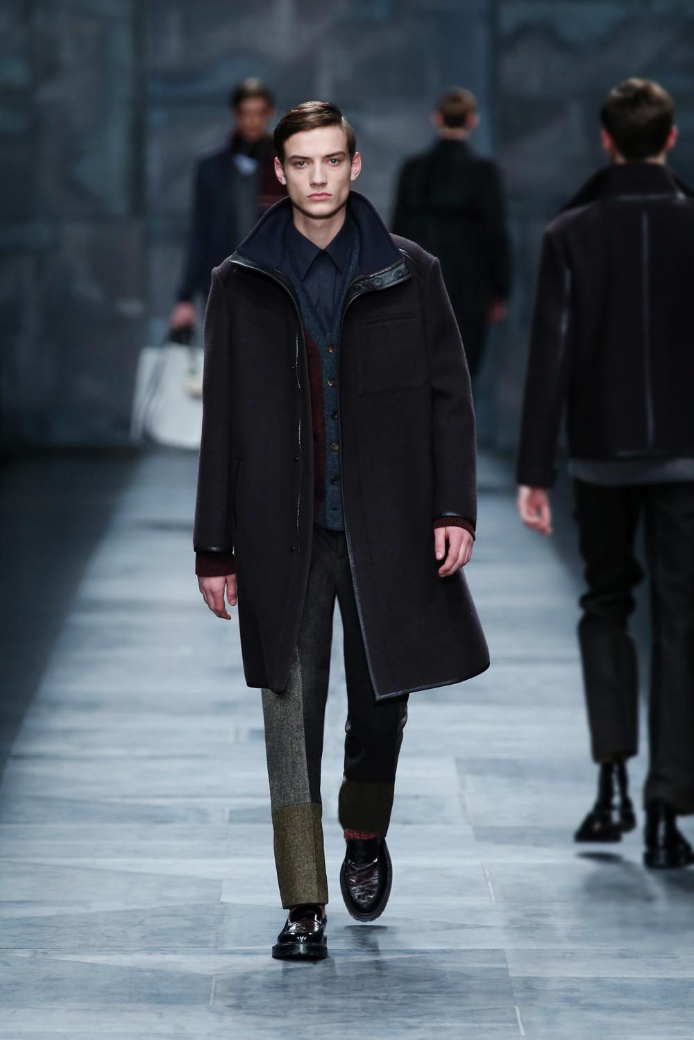 Look 17
