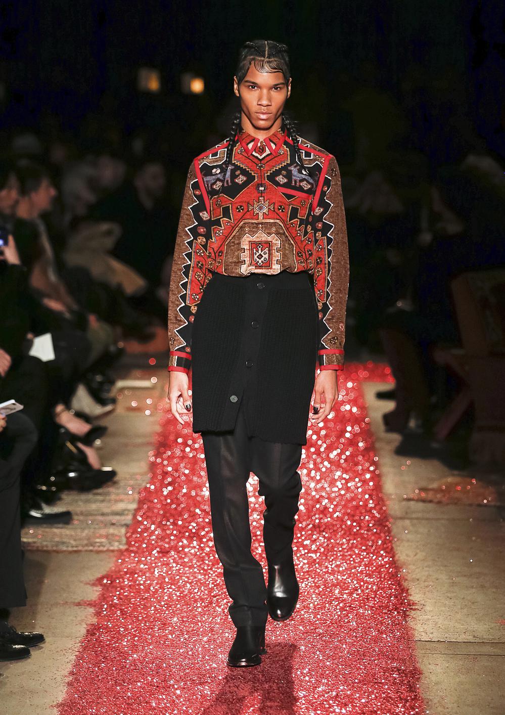Look 26