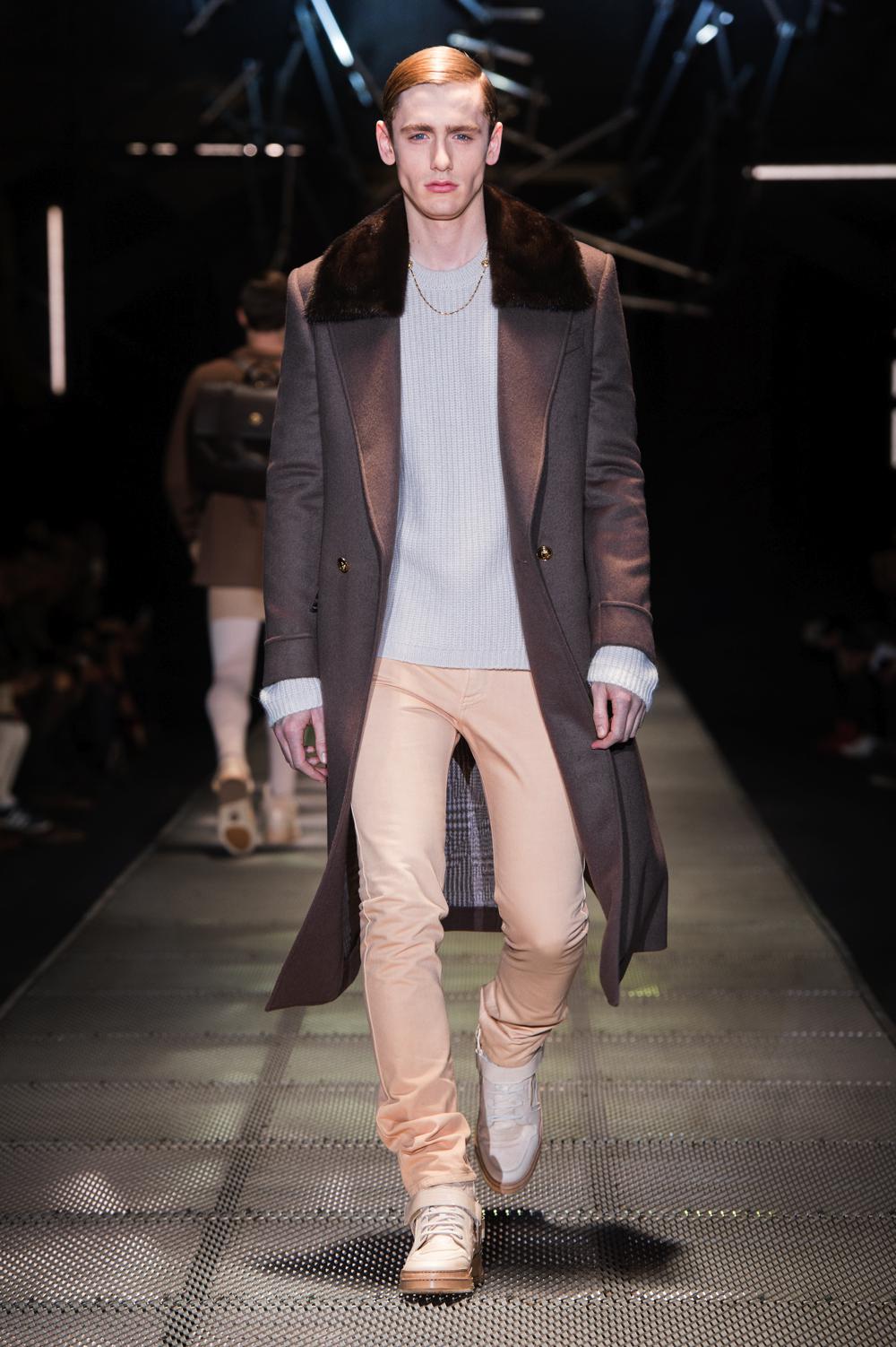 Look 24