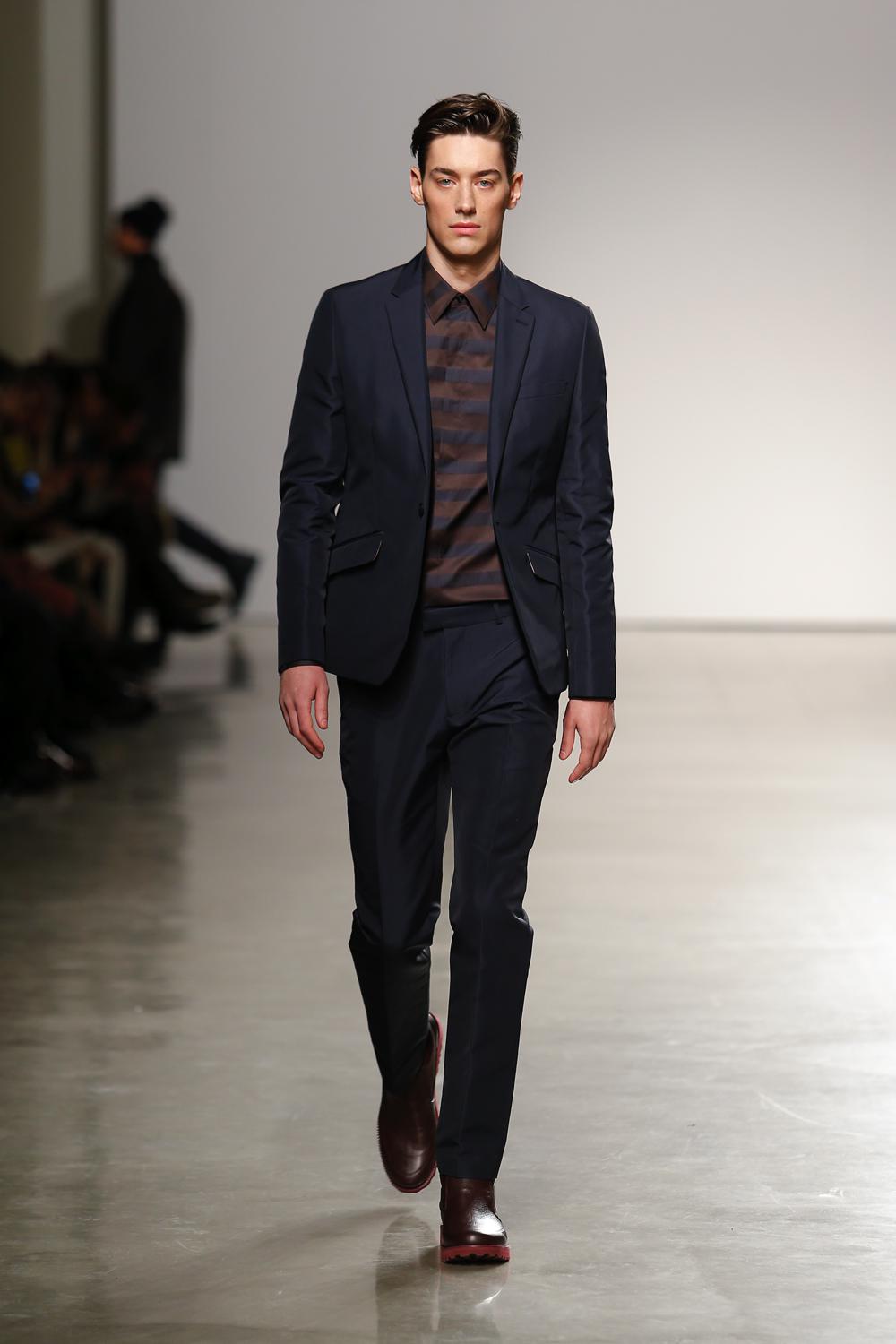 Look 30