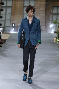 Look 3