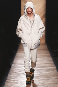 Look 24