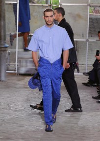 Look 17