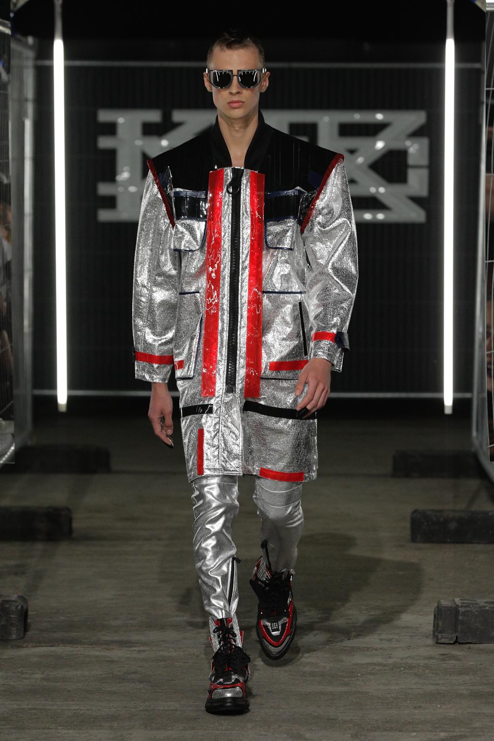 Look 14