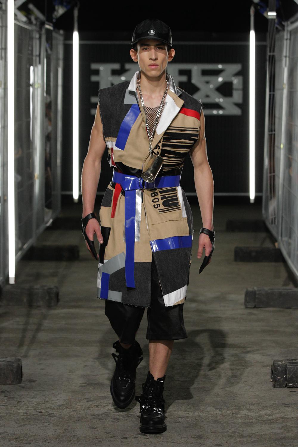 Look 17