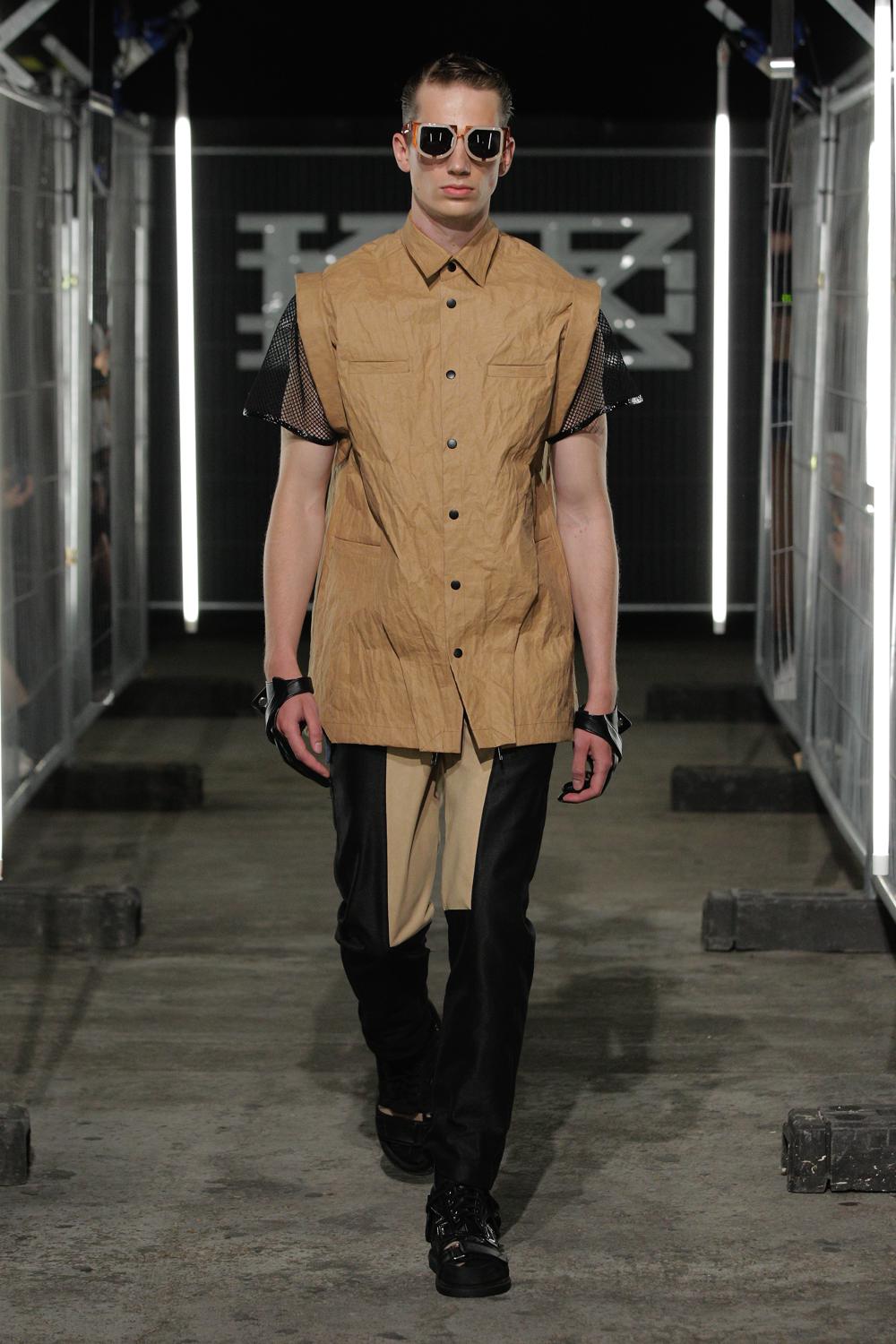 Look 23