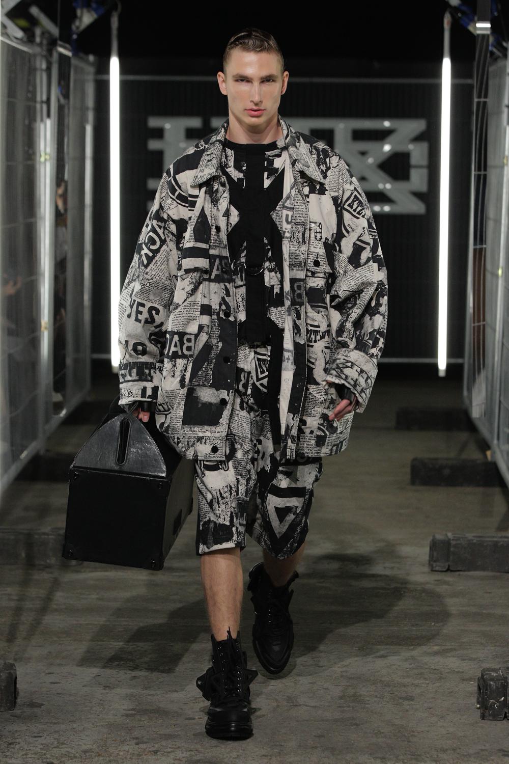 Look 28