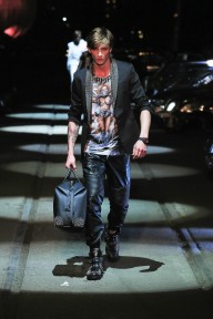 Look 44
