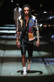 Look 43