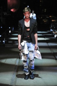 Look 19