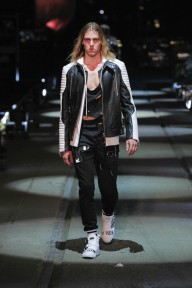 Look 13