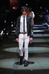 Look 12