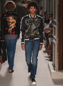 Look 60