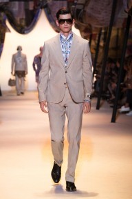 Look 12